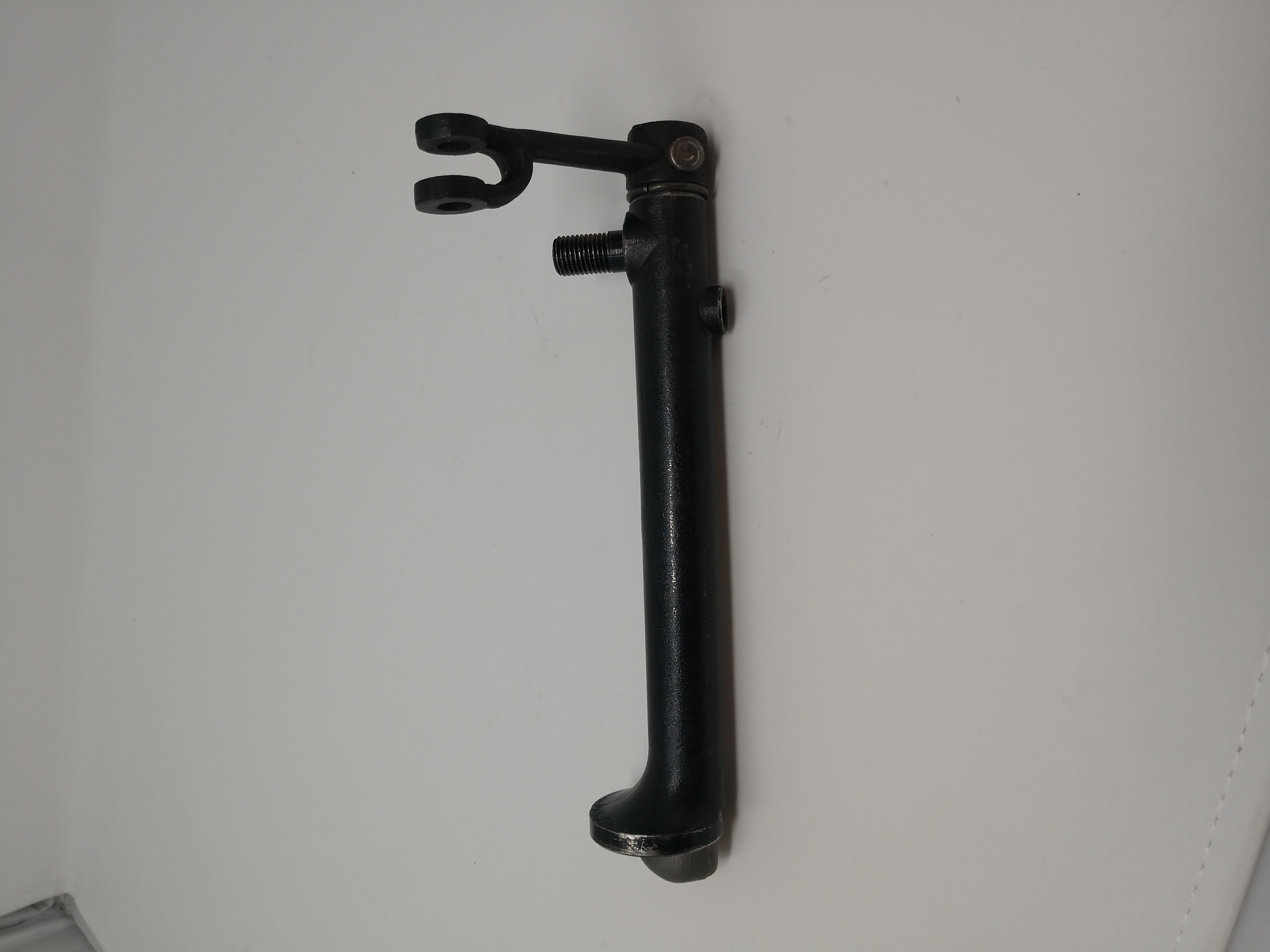 New Actuating Arm Assembly